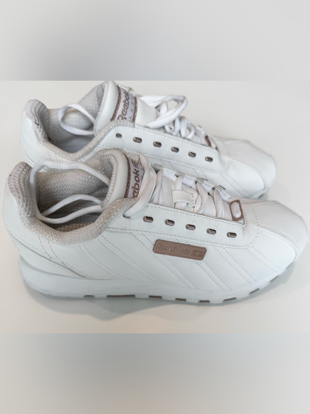 Reebok classic Oryx White Sneakers with rose gold Accents 7.5